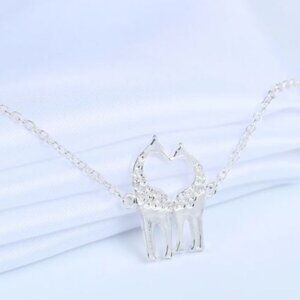 Giraffe Lover Romance Animal Silver Color Bracelet